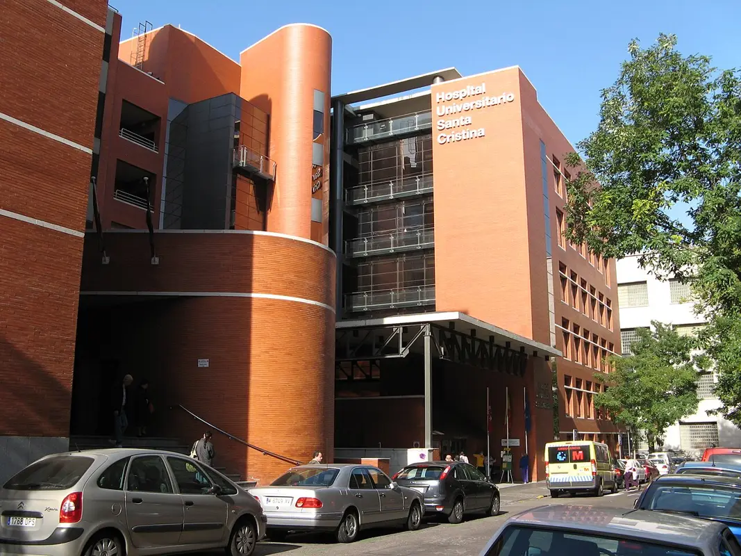 Edificio del Hospital Santa Cristina (Madrid)